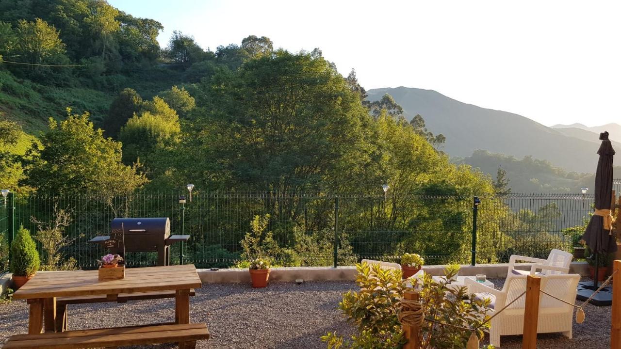 Ferienwohnung Carroceu Rural Onís Exterior foto