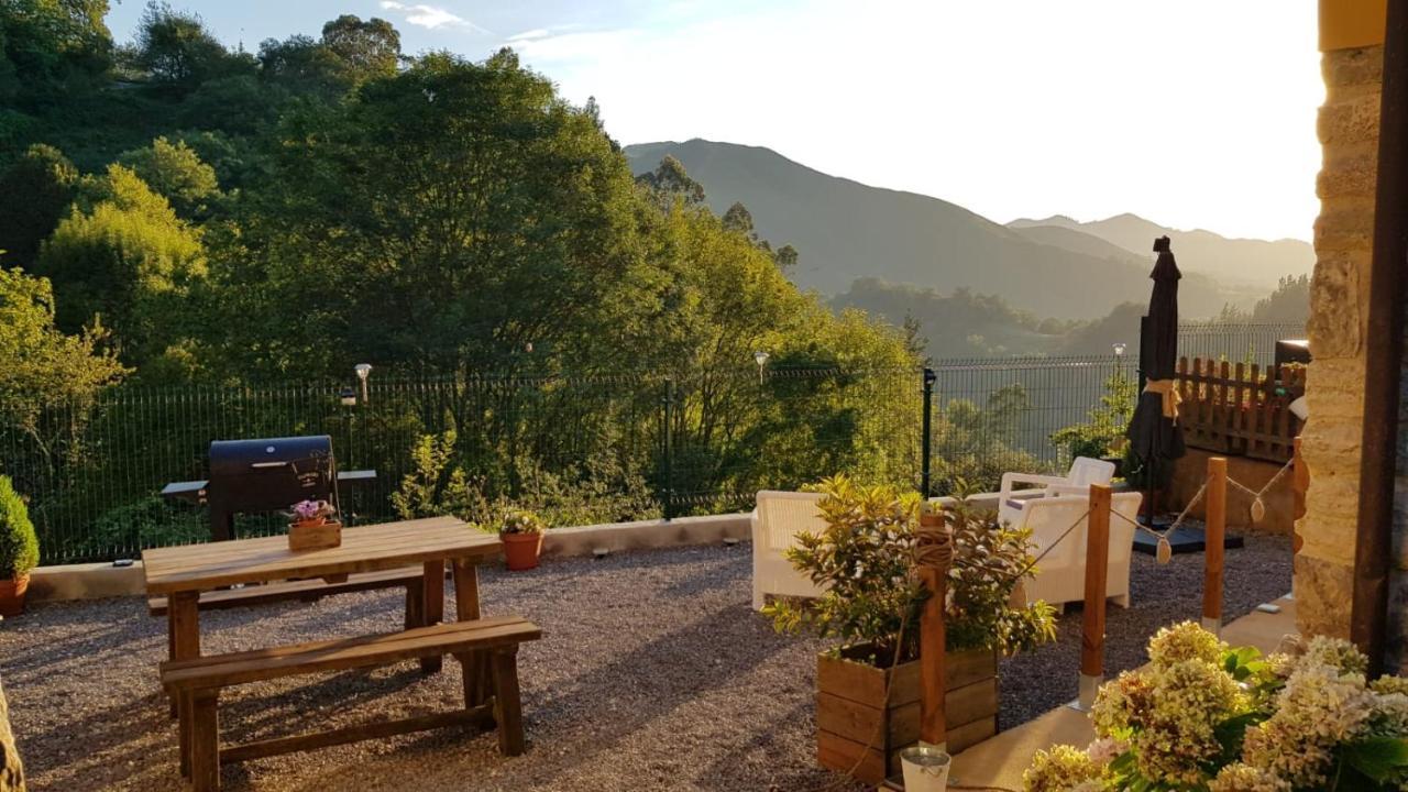 Ferienwohnung Carroceu Rural Onís Exterior foto