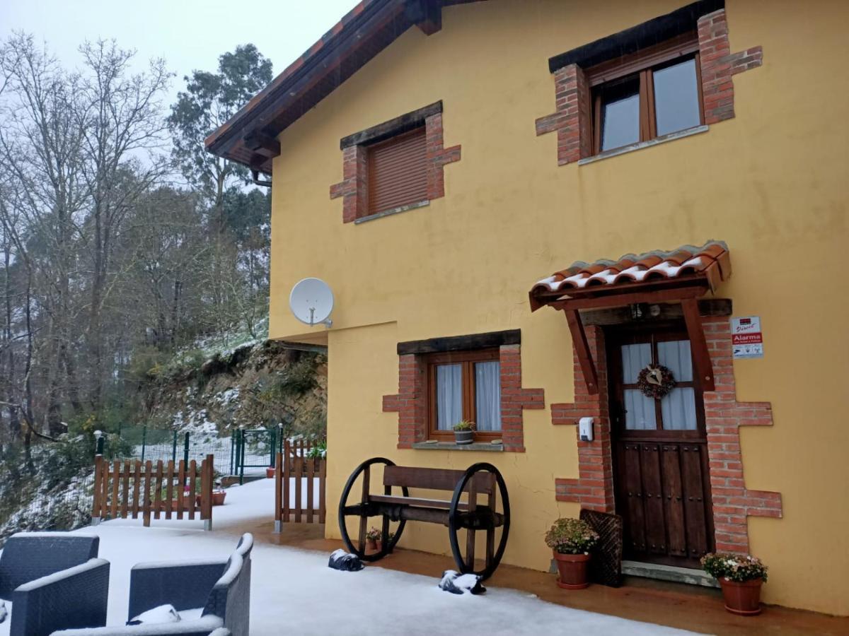 Ferienwohnung Carroceu Rural Onís Exterior foto