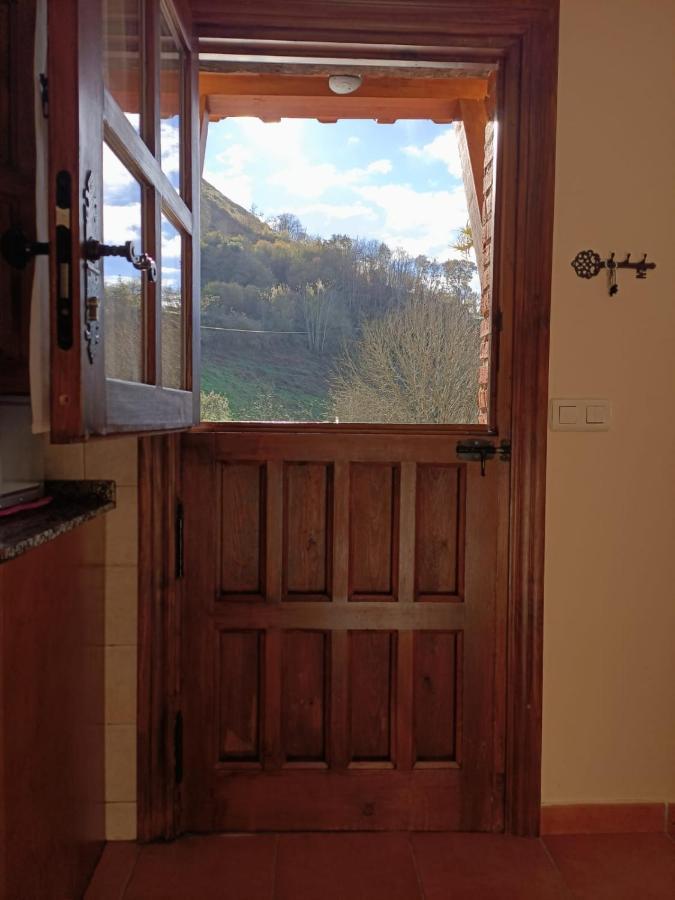 Ferienwohnung Carroceu Rural Onís Zimmer foto